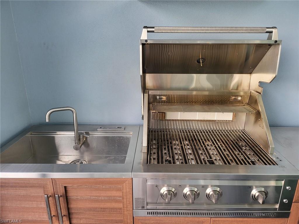 Naples, Florida 34112, United States, 3 Bedrooms Bedrooms, ,4 BathroomsBathrooms,Residential,Active,137177