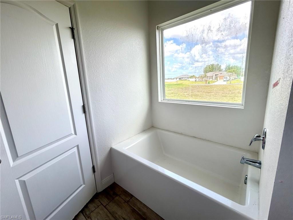 Cape Coral, Florida 33993, United States, 3 Bedrooms Bedrooms, ,2 BathroomsBathrooms,Residential,Active,109975