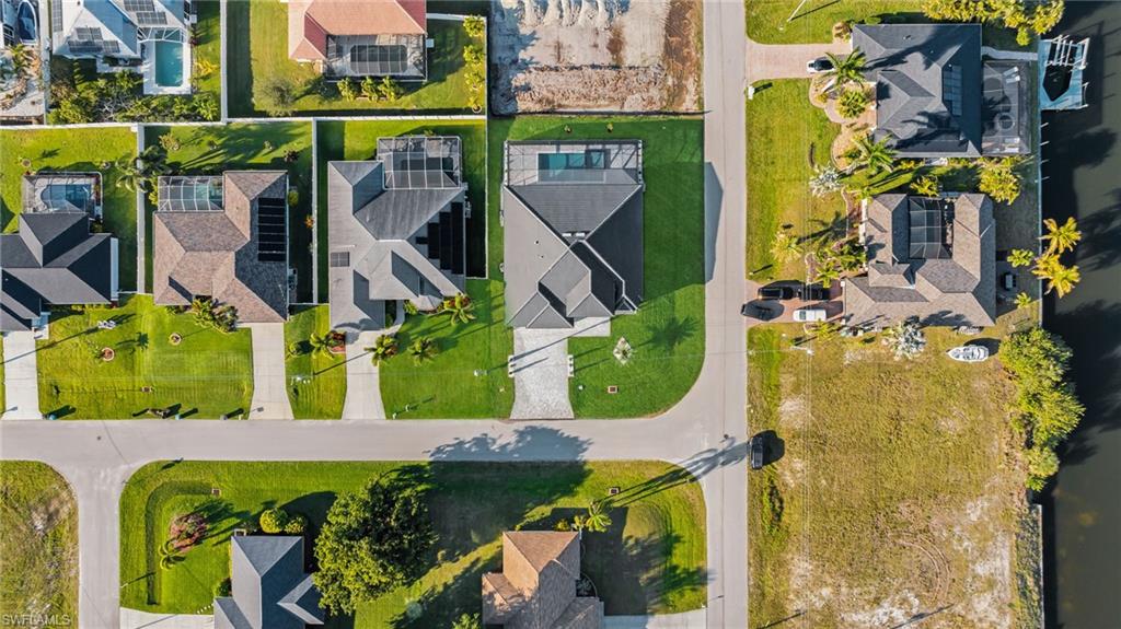 2101 SW 26th TER