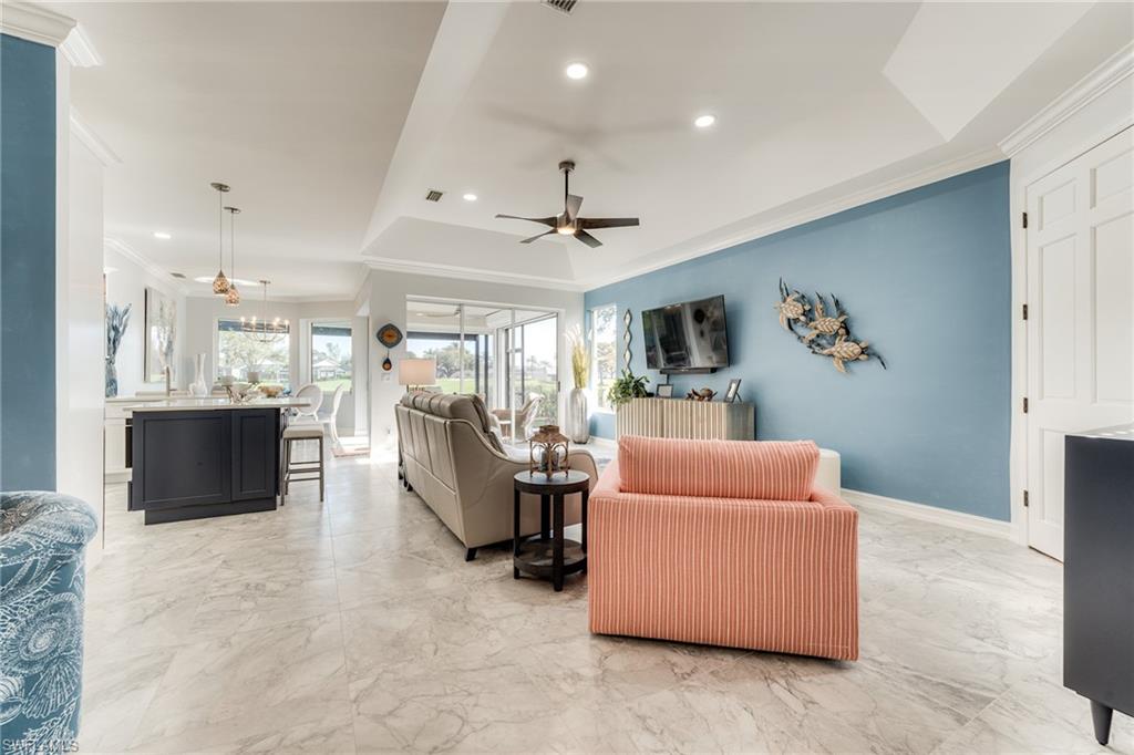 8535 Fairway Bend DR