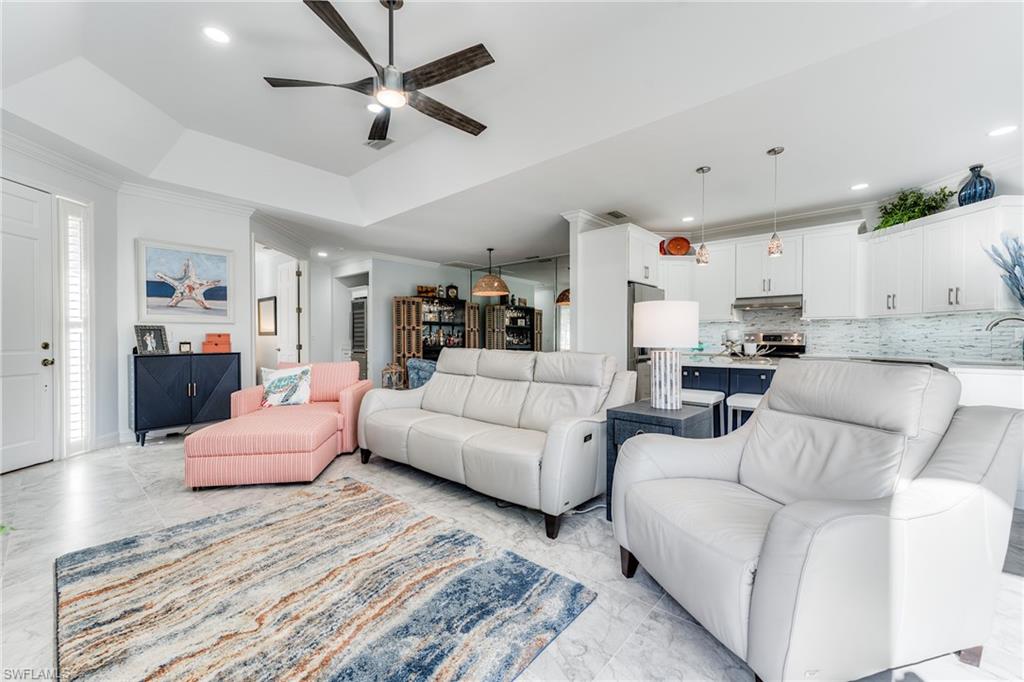 8535 Fairway Bend DR