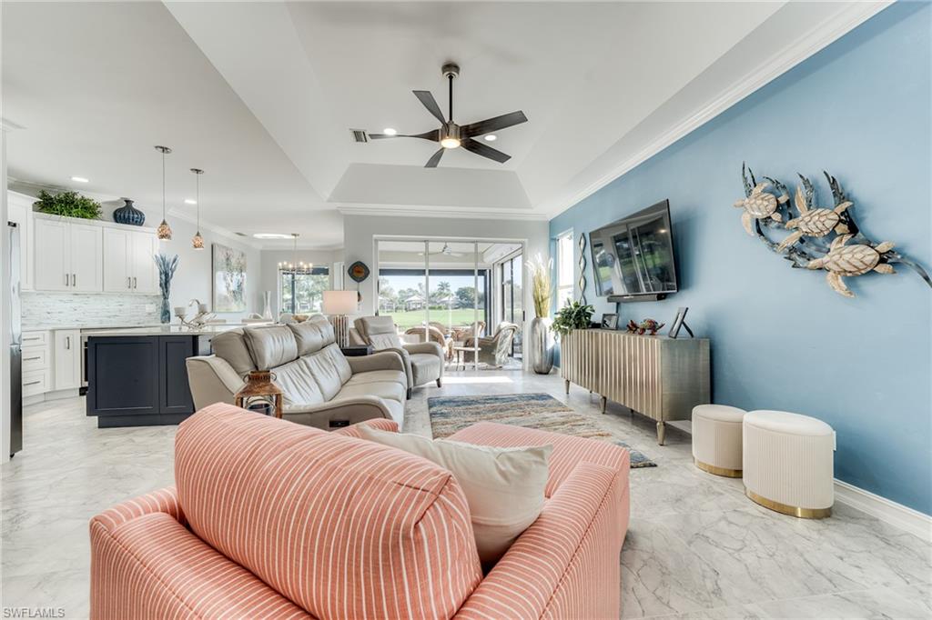 8535 Fairway Bend DR