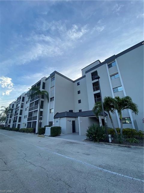 2121 Collier AVE Unit 210, Fort Myers, FL 33901 - MLS#: 224006346