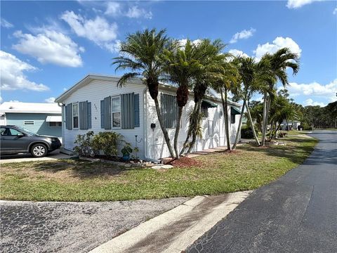 4621 Liberty LN E ESTERO FL 33928