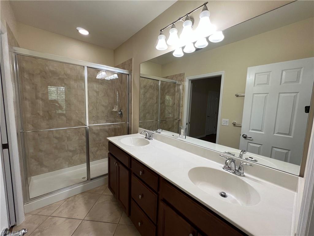 Bonita Springs, Florida 34135, United States, 3 Bedrooms Bedrooms, ,3 BathroomsBathrooms,Residential,Active,117911