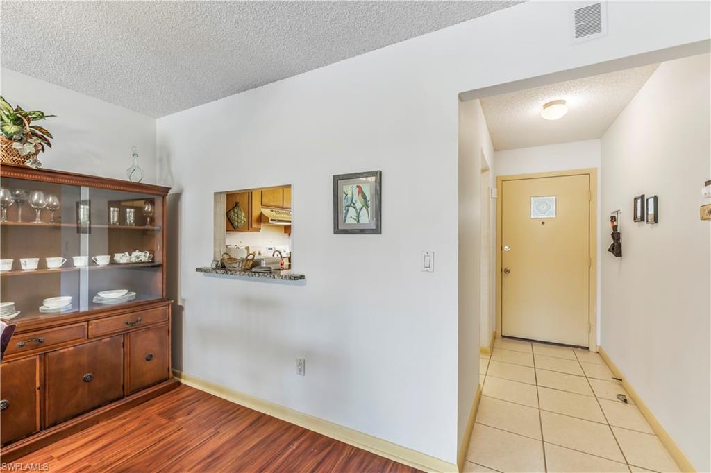 6842 Bogey DR