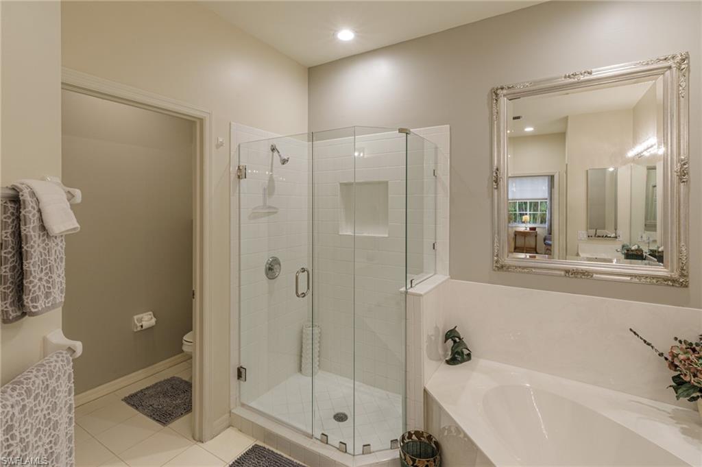 Naples, Florida 34112, United States, 3 Bedrooms Bedrooms, ,2 BathroomsBathrooms,Residential,Contingent,53728