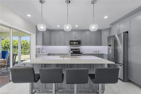 5581 Amoroso DR FORT MYERS FL 33919
