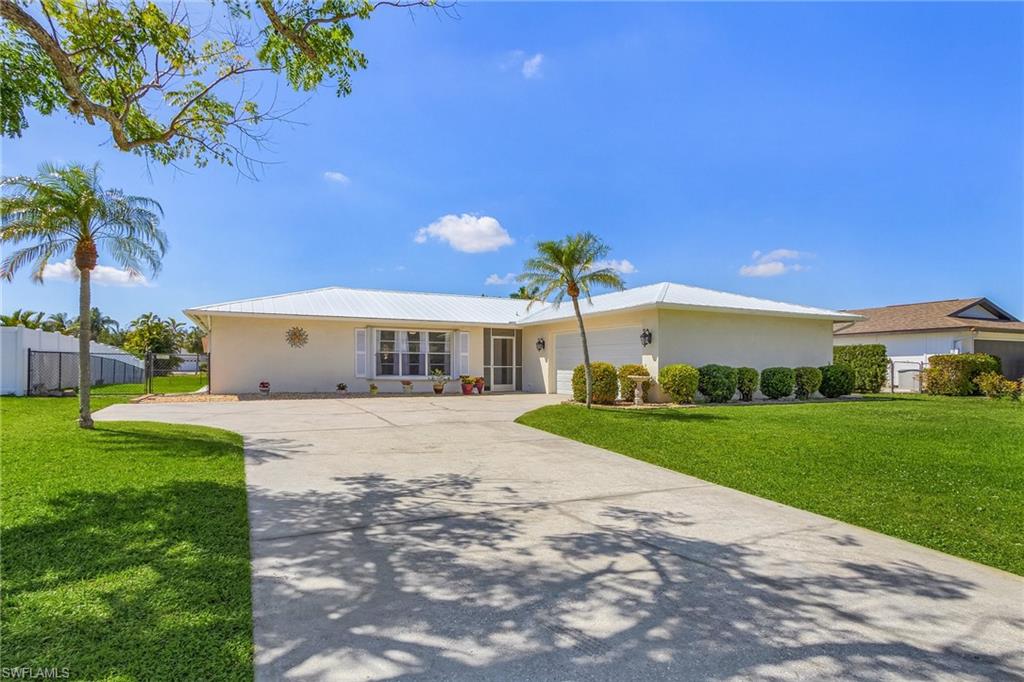 5581 Amoroso DR