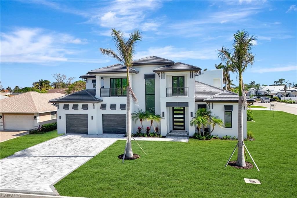 10720 Vanderbilt DR