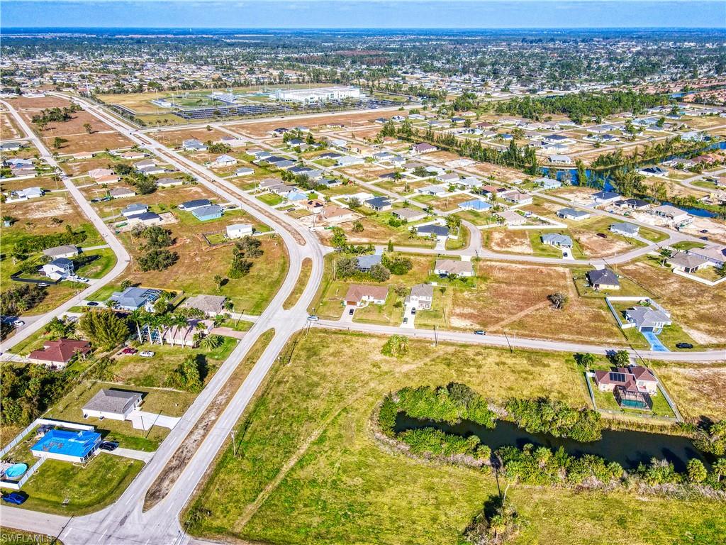2004 NE 34th LN