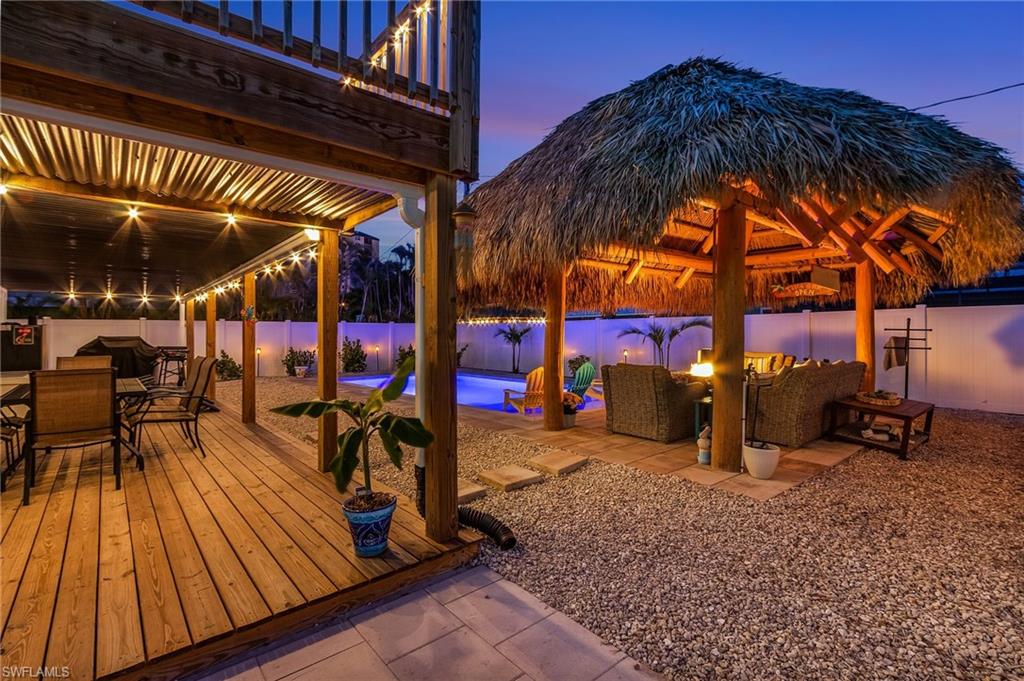 Fort Myers Beach, Florida 33931, United States, 4 Bedrooms Bedrooms, ,3 BathroomsBathrooms,Residential,Active,139515