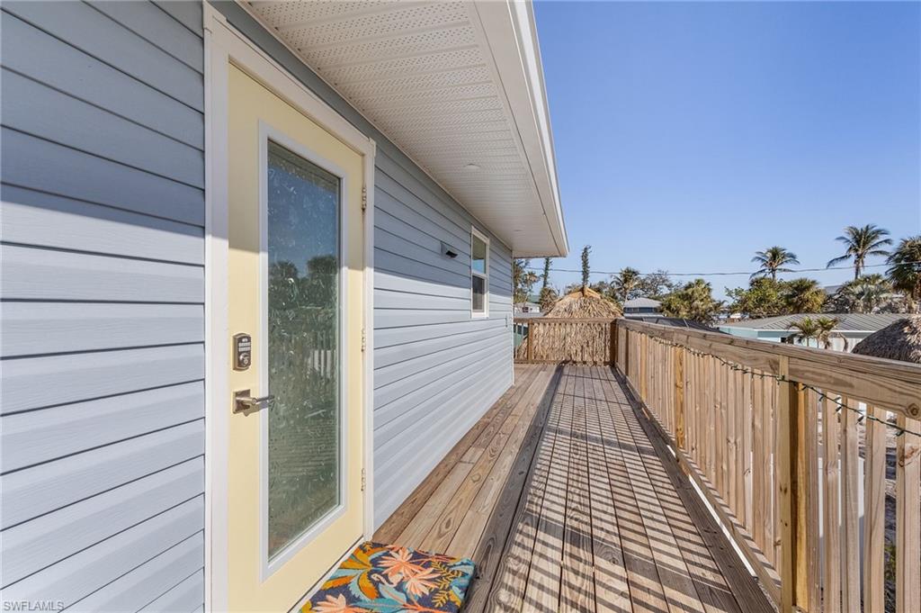 Fort Myers Beach, Florida 33931, United States, 4 Bedrooms Bedrooms, ,3 BathroomsBathrooms,Residential,Active,139515