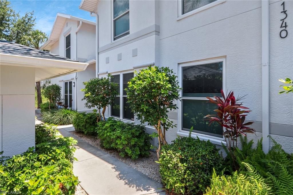 1340 Charleston Square DR 101
