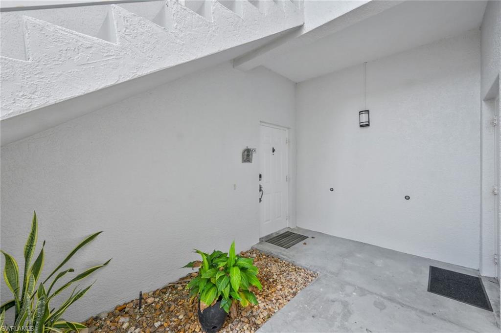 1340 Charleston Square DR 101