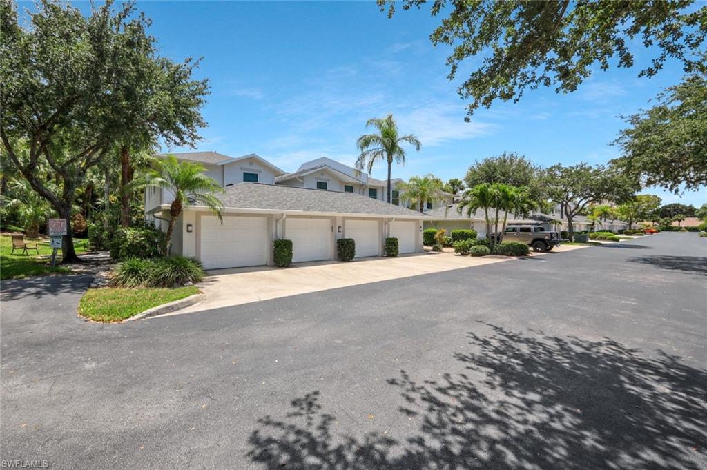 1340 Charleston Square DR 101