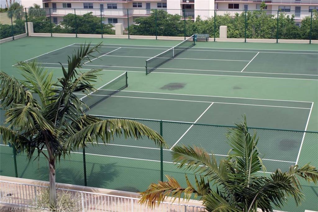 Naples, Florida 34102, United States, 2 Bedrooms Bedrooms, ,3 BathroomsBathrooms,Residential,Active,64335