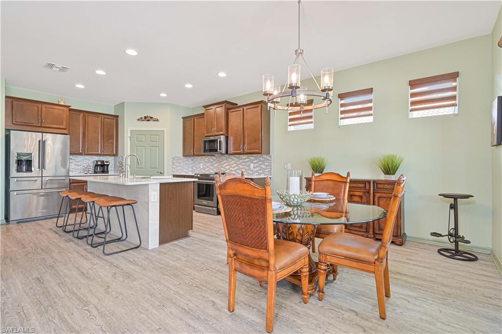 Alva, Florida 33920, United States, 3 Bedrooms Bedrooms, ,2 BathroomsBathrooms,Residential,Active,158367