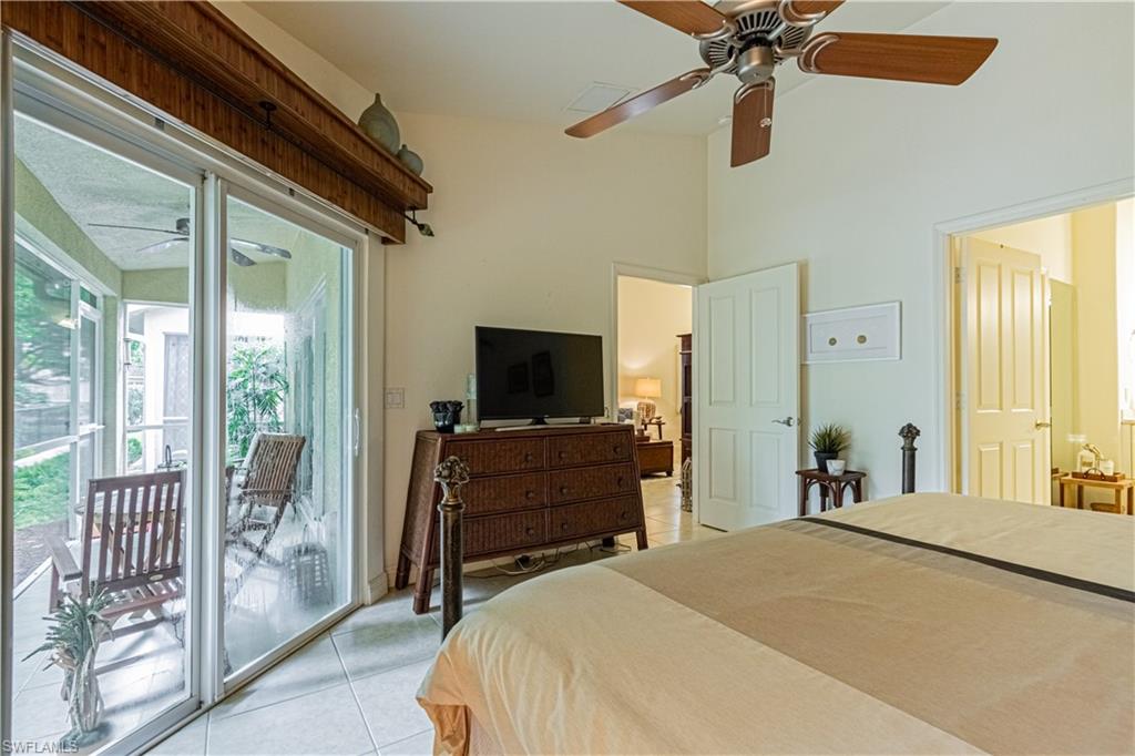 Naples, Florida 34104, United States, 2 Bedrooms Bedrooms, ,3 BathroomsBathrooms,Residential,Pending,59134