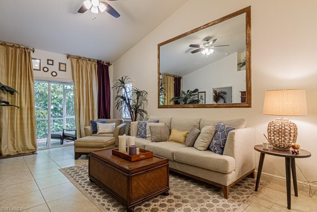 Naples, Florida 34104, United States, 2 Bedrooms Bedrooms, ,3 BathroomsBathrooms,Residential,Pending,59134