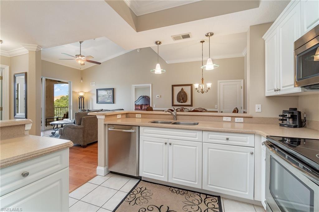9025 Colby DR 2121