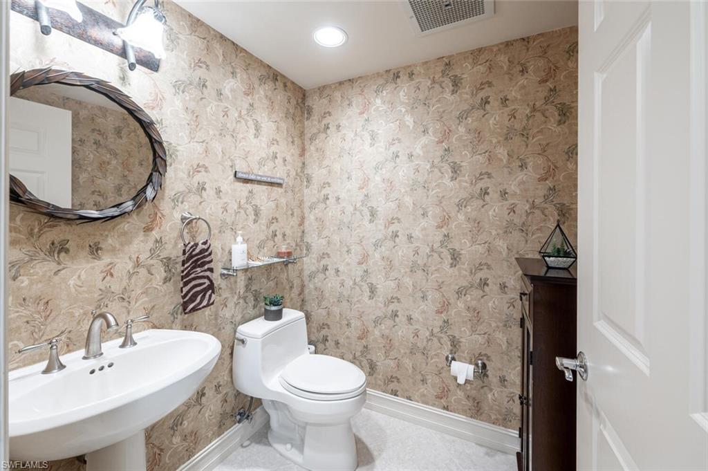 Naples, Florida 34109, United States, 2 Bedrooms Bedrooms, ,3 BathroomsBathrooms,Residential,Active,87503