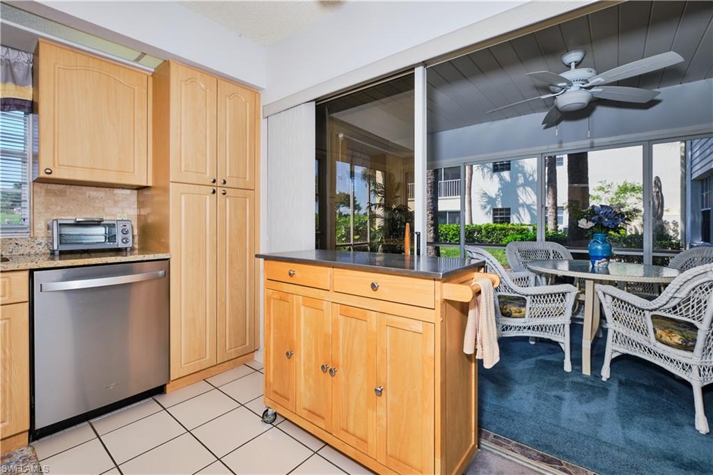 Fort Myers, Florida 33908, United States, 2 Bedrooms Bedrooms, ,2 BathroomsBathrooms,Residential,Active,140559