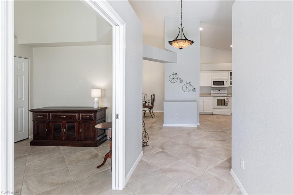 Naples, Florida 34112, United States, 3 Bedrooms Bedrooms, ,2 BathroomsBathrooms,Residential,Active,179712