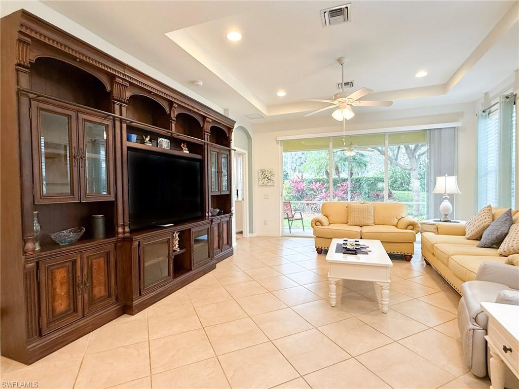 9905 Periwinkle Preserve LN