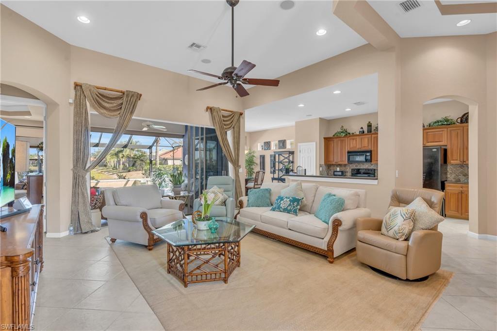 12890 Kentfield LN