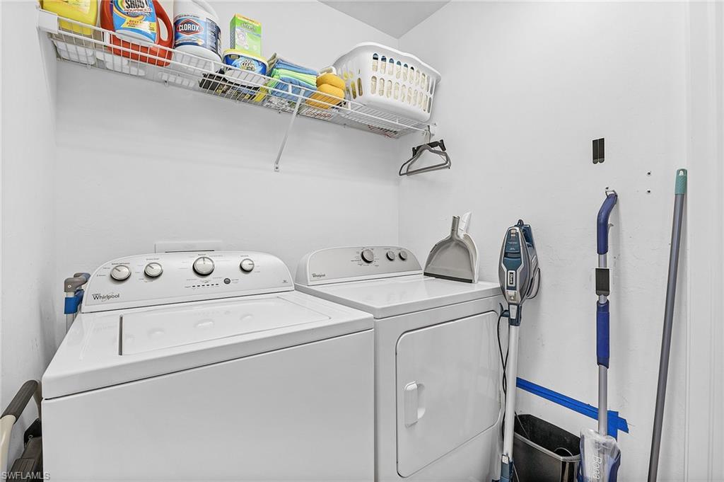 Fort Myers, Florida 33913, United States, 2 Bedrooms Bedrooms, ,2 BathroomsBathrooms,Residential,Contingent,140573