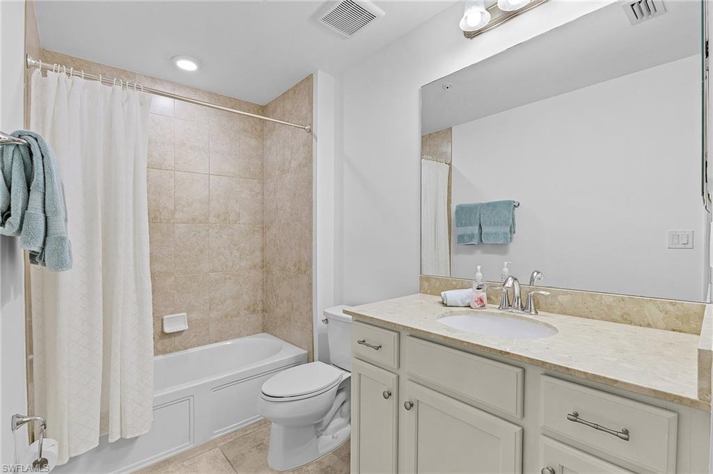 Fort Myers, Florida 33913, United States, 2 Bedrooms Bedrooms, ,2 BathroomsBathrooms,Residential,Contingent,140573