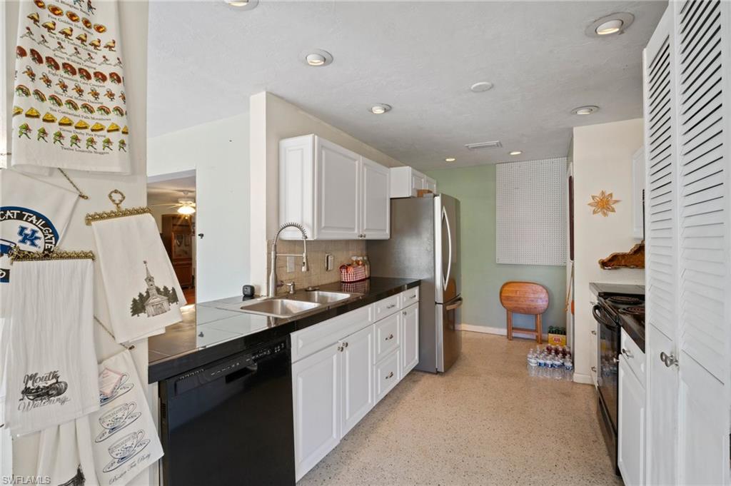 1557 Woodwind CT