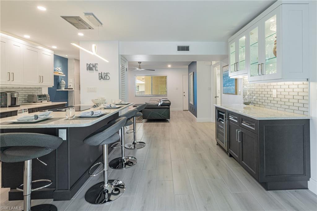 Naples, Florida 34103, United States, 2 Bedrooms Bedrooms, ,2 BathroomsBathrooms,Residential,Active,188073