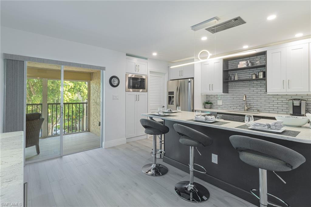 Naples, Florida 34103, United States, 2 Bedrooms Bedrooms, ,2 BathroomsBathrooms,Residential,Active,188073