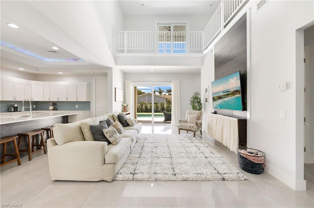 1252 Biltmore DR
