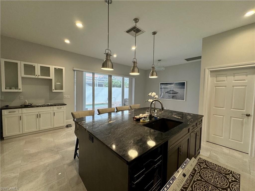 5652 Kensington LOOP