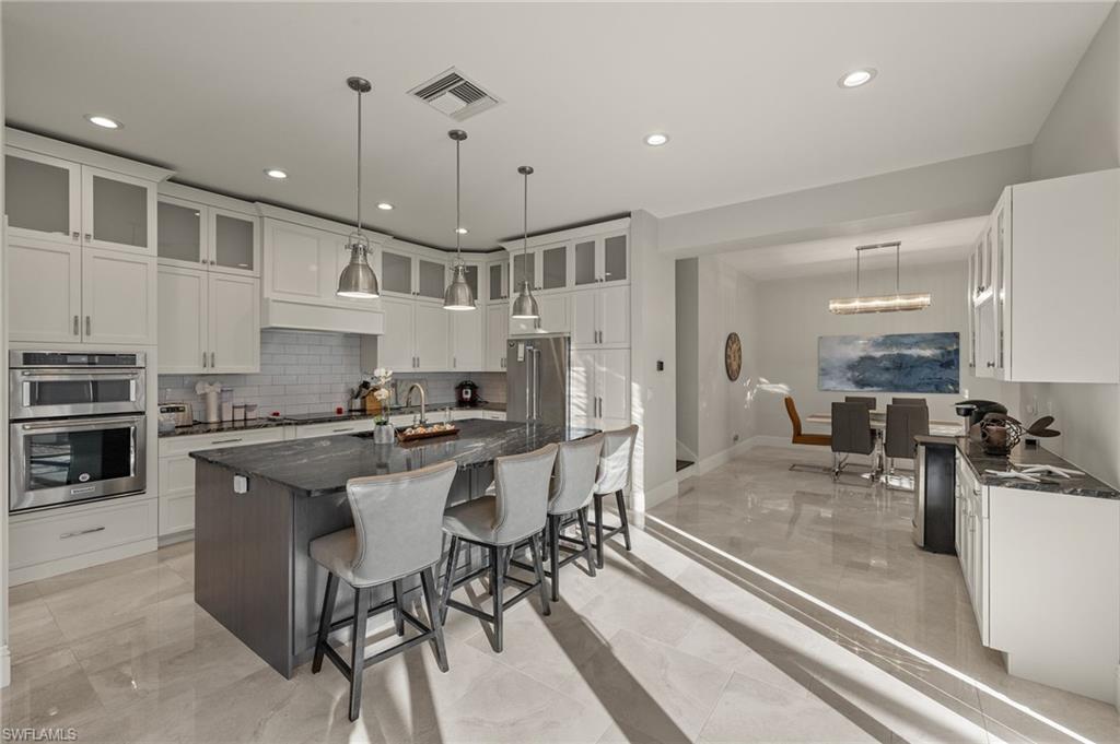5652 Kensington LOOP