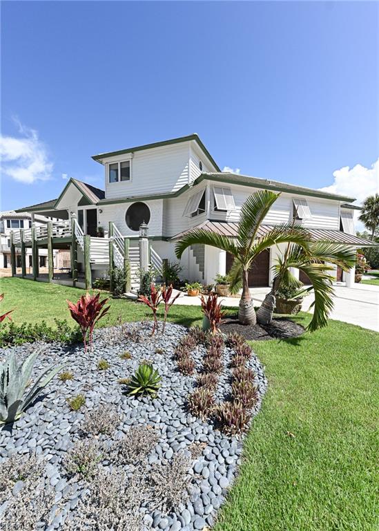 101 DOMINICA LN