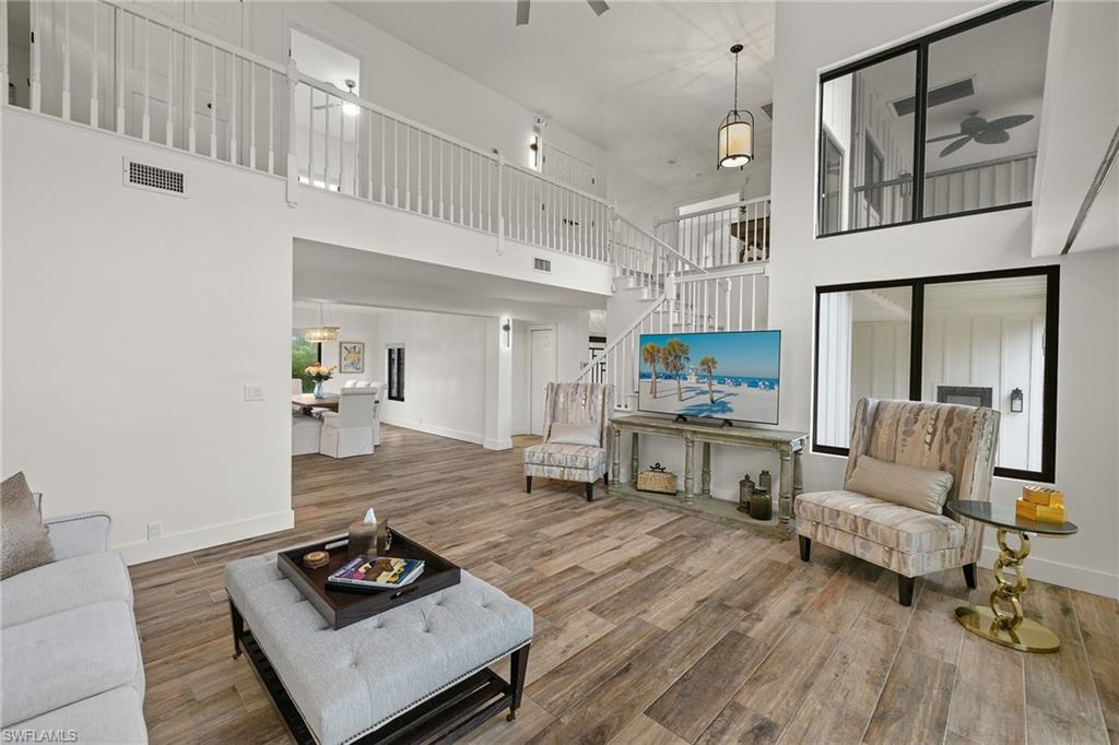 1320 Alcazar AVE