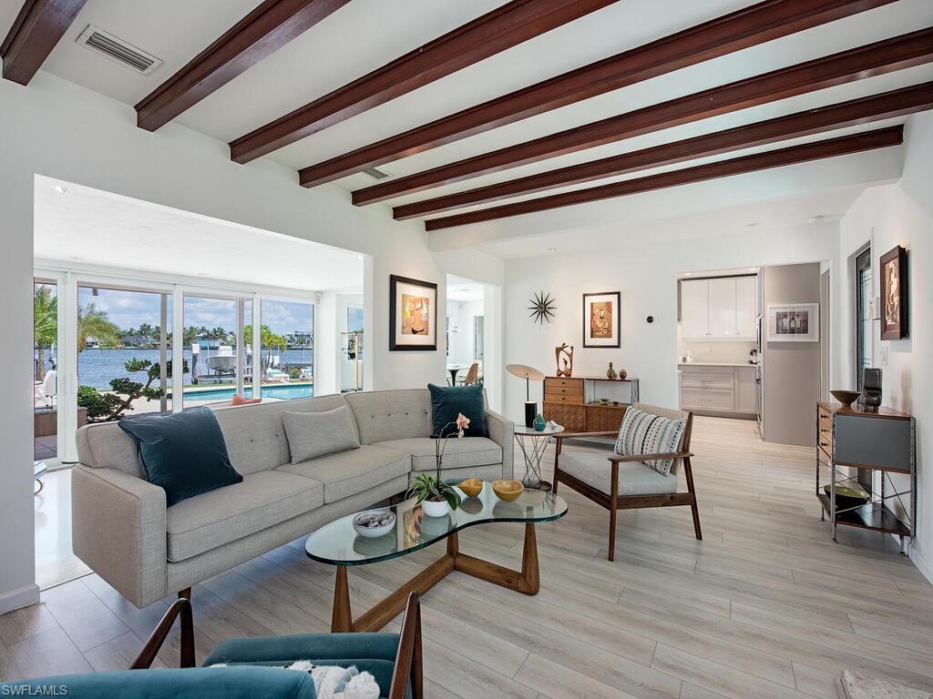 2143 MARINA DR