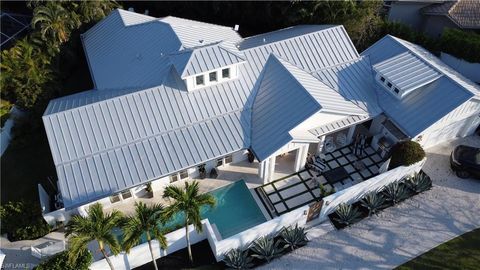 700 Rudder RD NAPLES FL 34102