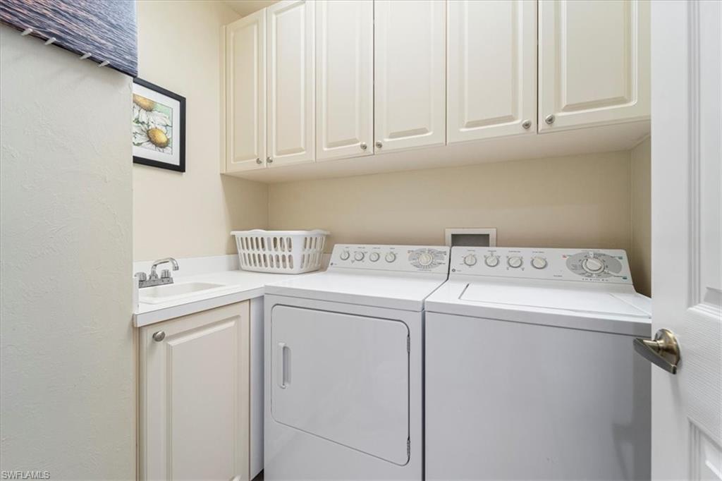 Naples, Florida 34109, United States, 3 Bedrooms Bedrooms, ,3 BathroomsBathrooms,Residential,Active,84187