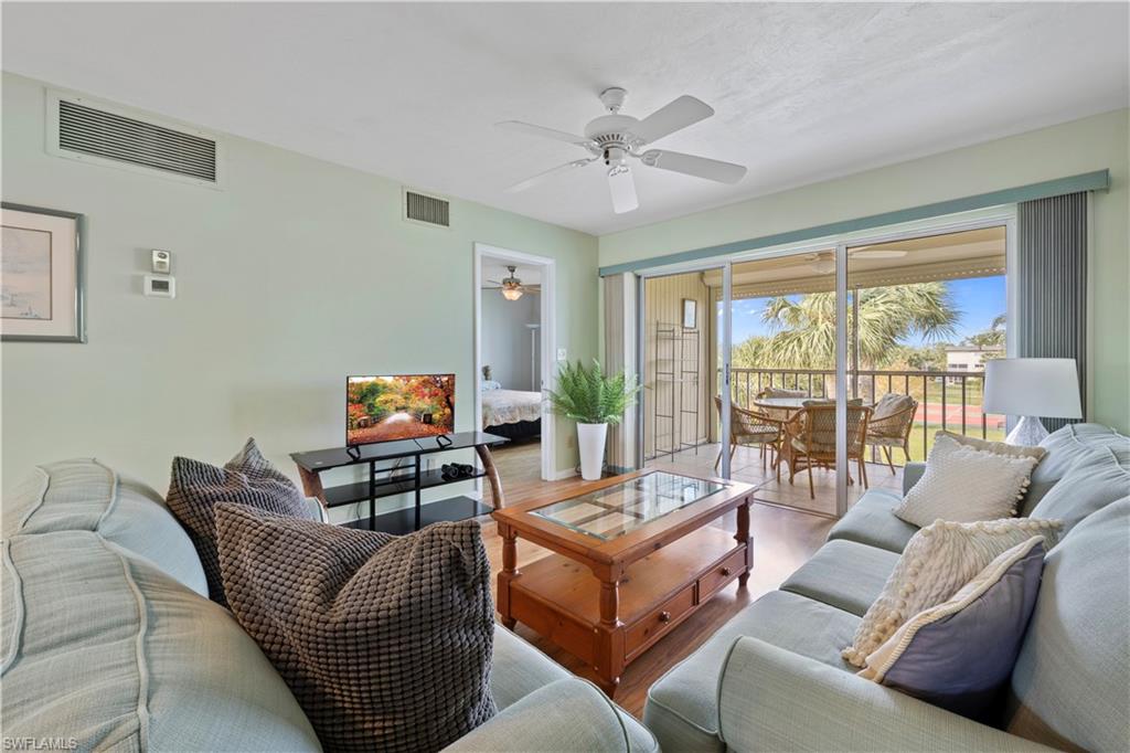 1018 Manatee RD E302