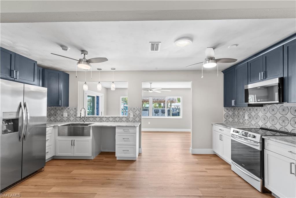2144 Saint Croix AVE