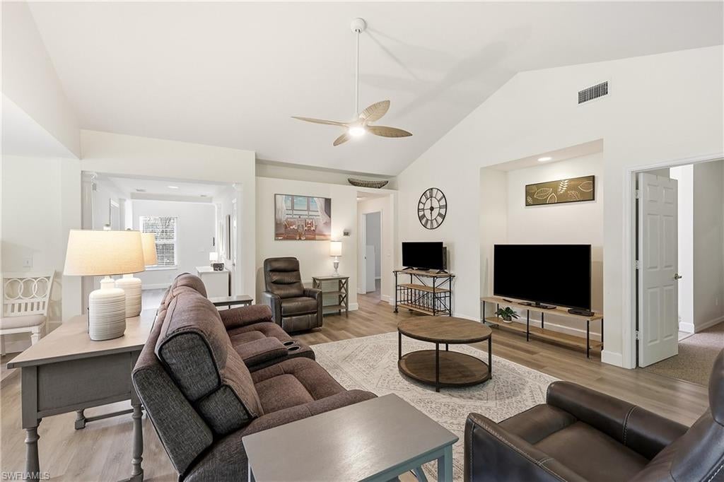 4229 Tequesta DR