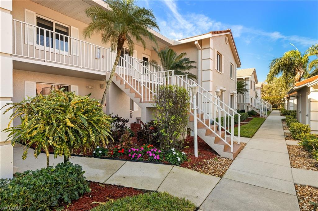 6700 Dennis CIR A202