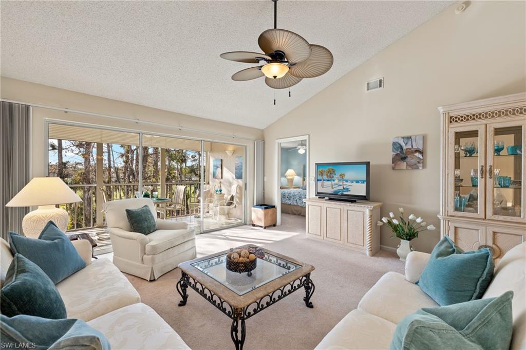 6700 Dennis CIR A202