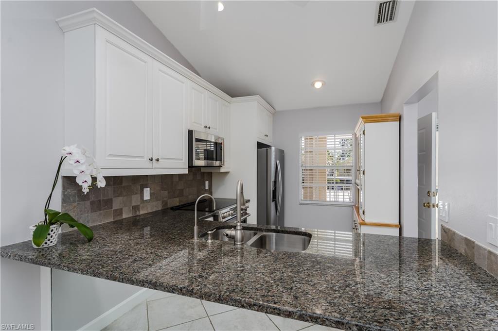 Naples, Florida 34112, United States, 2 Bedrooms Bedrooms, ,2 BathroomsBathrooms,Residential,Active,140496