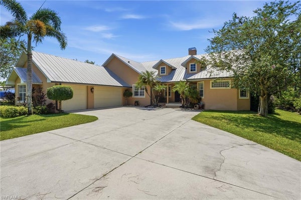 18241 RIVERWIND DR, ALVA, FL 33920 - Image 313a257abbe09f2de5c6d028ca2b3a0a/3445861622